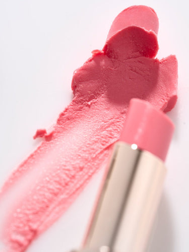 swederm Makeup for blondes