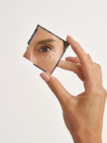GLOW LIFT Eye Contour Cream – advanced eye cream