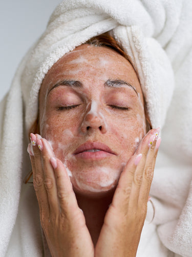 Face Cleanser - make-up removal foam